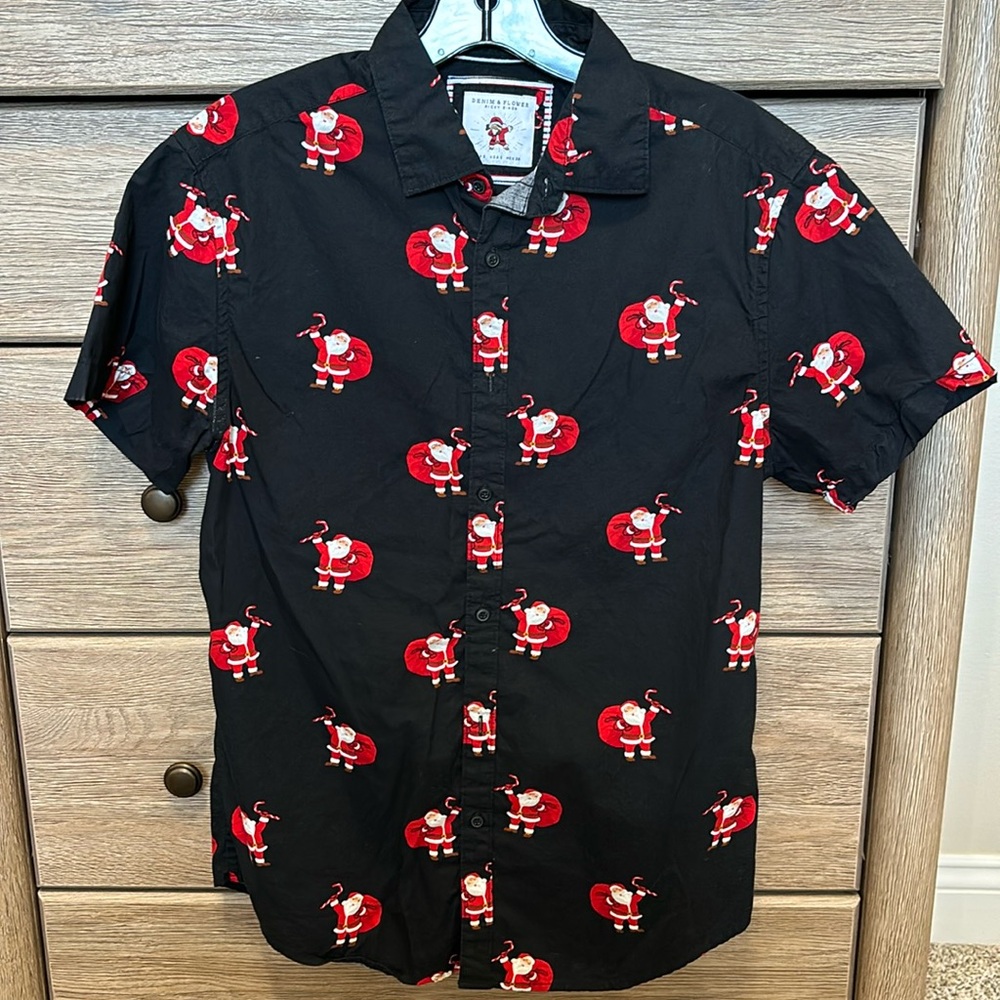 Men’s Santa shirt